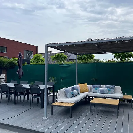 Villa Piscine Chauffee, Jacuzzi Et Sauna Mouscron