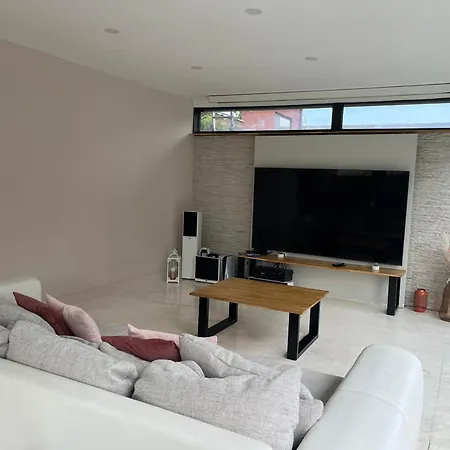 Piscine Chauffee, Jacuzzi Et Sauna Villa