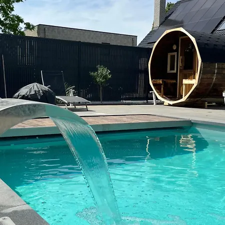 Villa Piscine Chauffee, Jacuzzi Et Sauna Mouscron